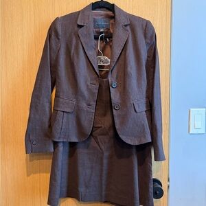 NWOT Banana Republic Brown Pinstripe Blazer and Skirt Set with Pleating Detail
